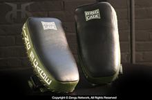 Ring To Cage Deluxe Thai Pad - GelTech 
